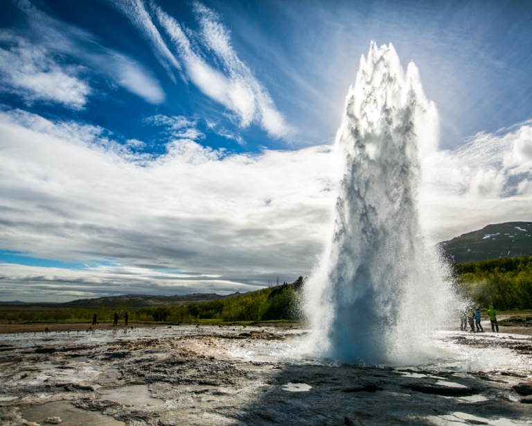 Erupcja gejzeru Strokkur